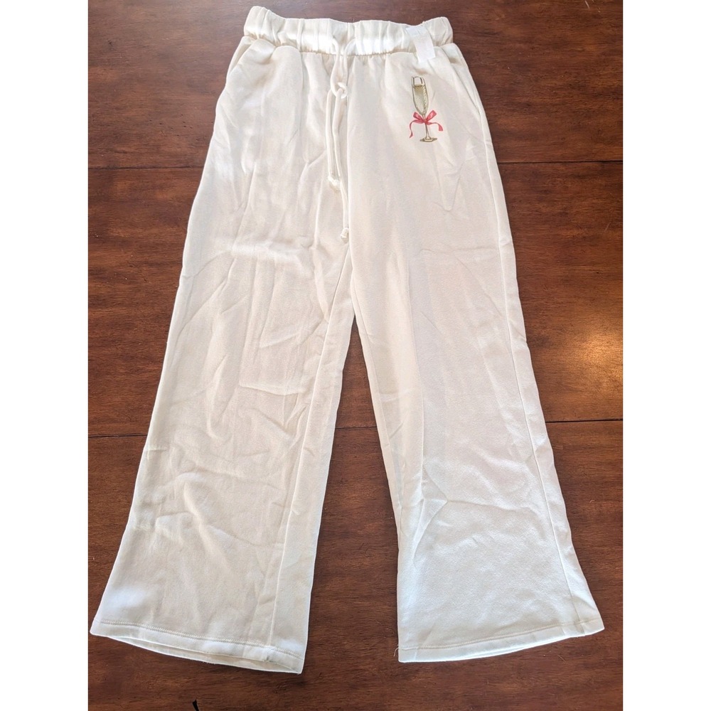 Time and Tru Womens Cream Sweatpants Champagne Glass Graphic Sequin Medium NEW
